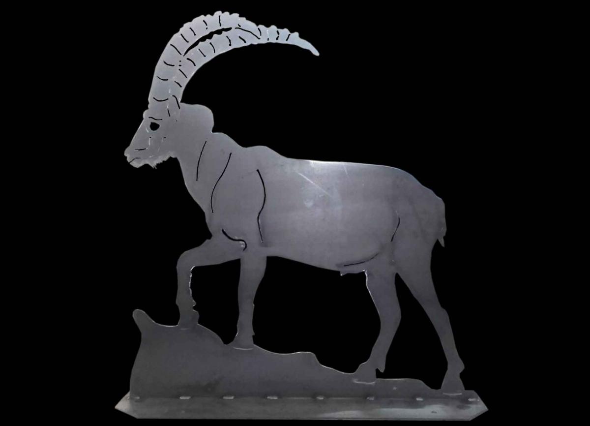 Steinbock aus Metall