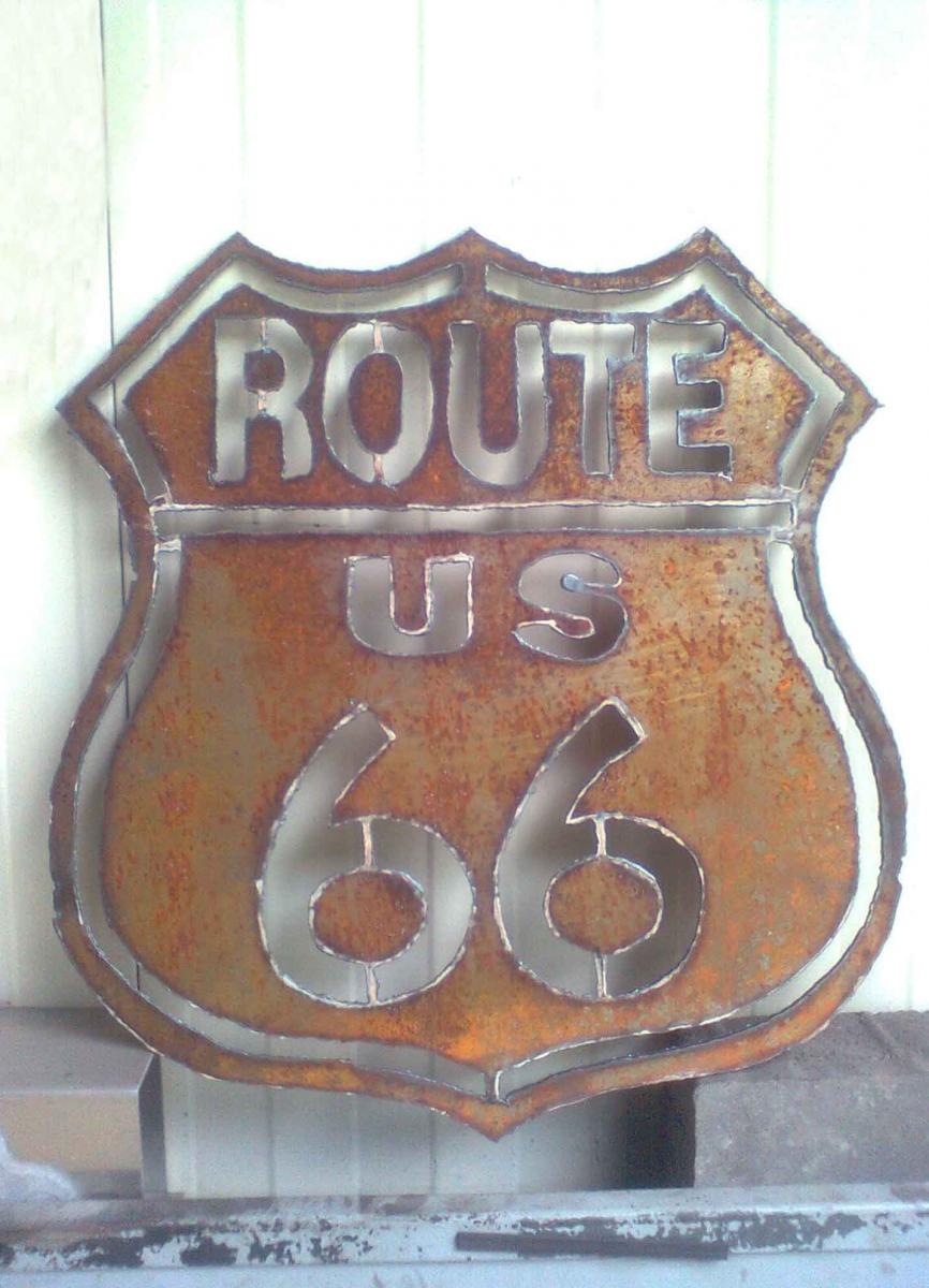 Schild mit dem Schriftzug Route 66